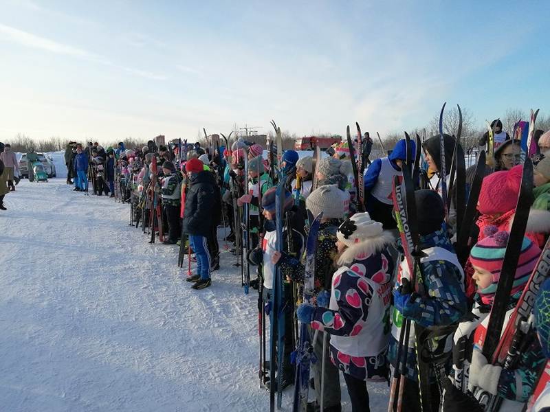 На лыжню вышли 200 человек